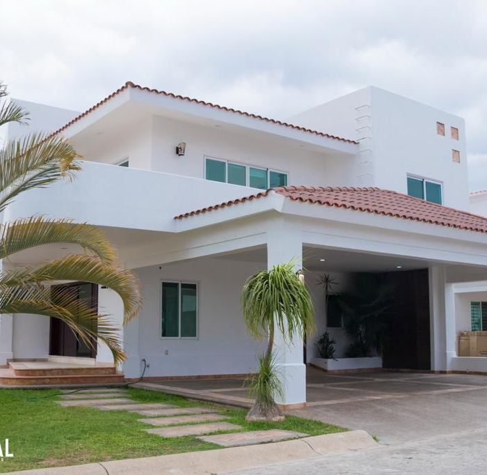 Residencia en Punta Diamante